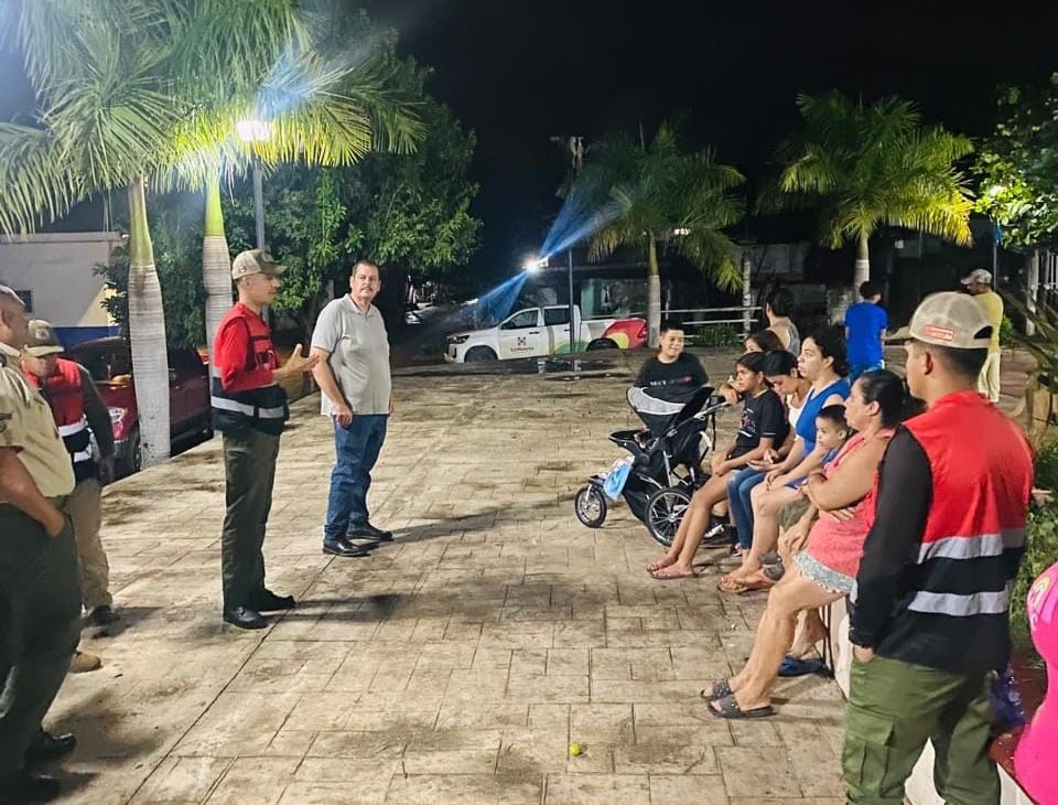 Mantiene UEPCBJ operativo preventivo en la Costa Sur de Jalisco por TT “Raymond“